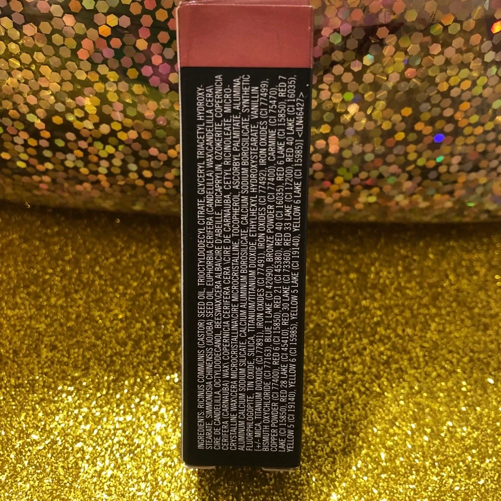 BNIB! MAC Frost Lipstick 💄 in ANGEL 302
